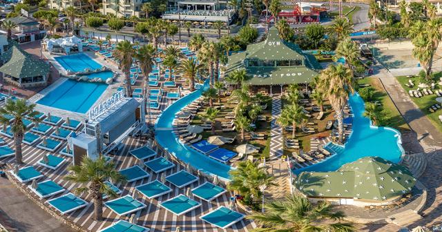 Star-Beach-Village-and-Water-Park-OVERVIEW-2021-02