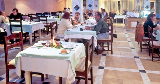 Nesrine-RESTAURANT