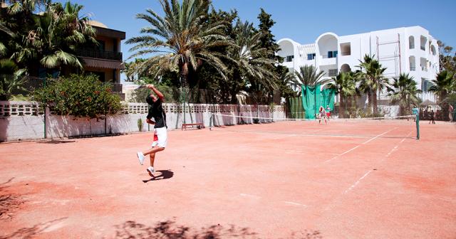 Nesrine-TENNIS