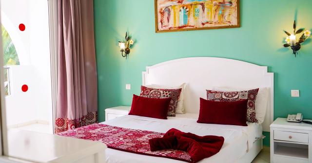 Nesrine-ROOM-2024
