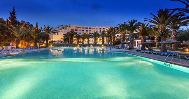Magic-Hotel-Holiday-Village-Manar-and-Aquapark-NIGHT