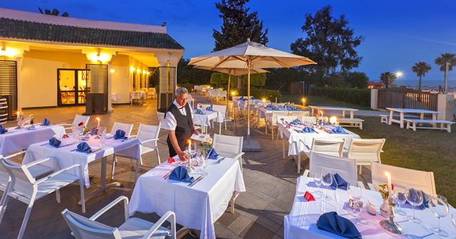Magic-Hotel-Holiday-Village-Manar-and-Aquapark-RESTAURANT-OUTDO