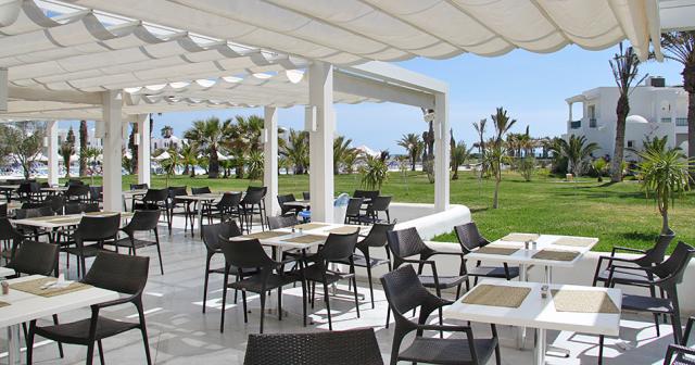 Vincci-Helios-Beach-RESTAURANT-OUTDOOR