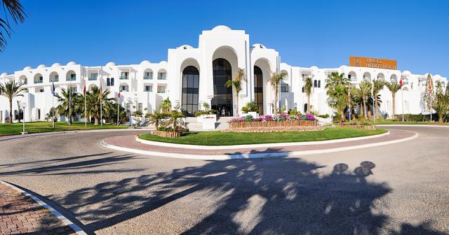 Vincci-Helios-Beach-ENTRANCE