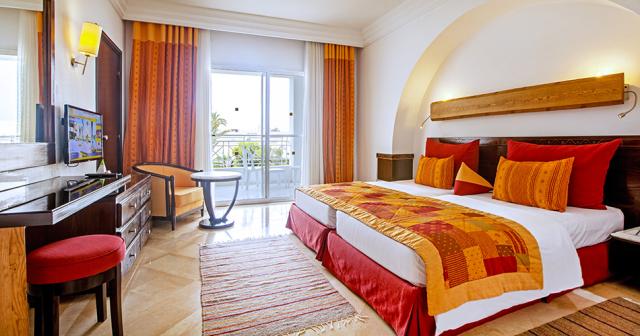 Club-Magic-Life-Africana-Imperial-and-Aquapark-ROOM