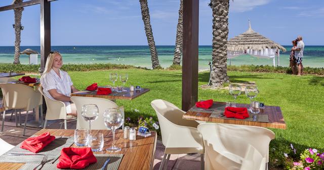 Magic-Hotel-Scheherazade-Sousse-RESTAURANT-OUTDOOR-2