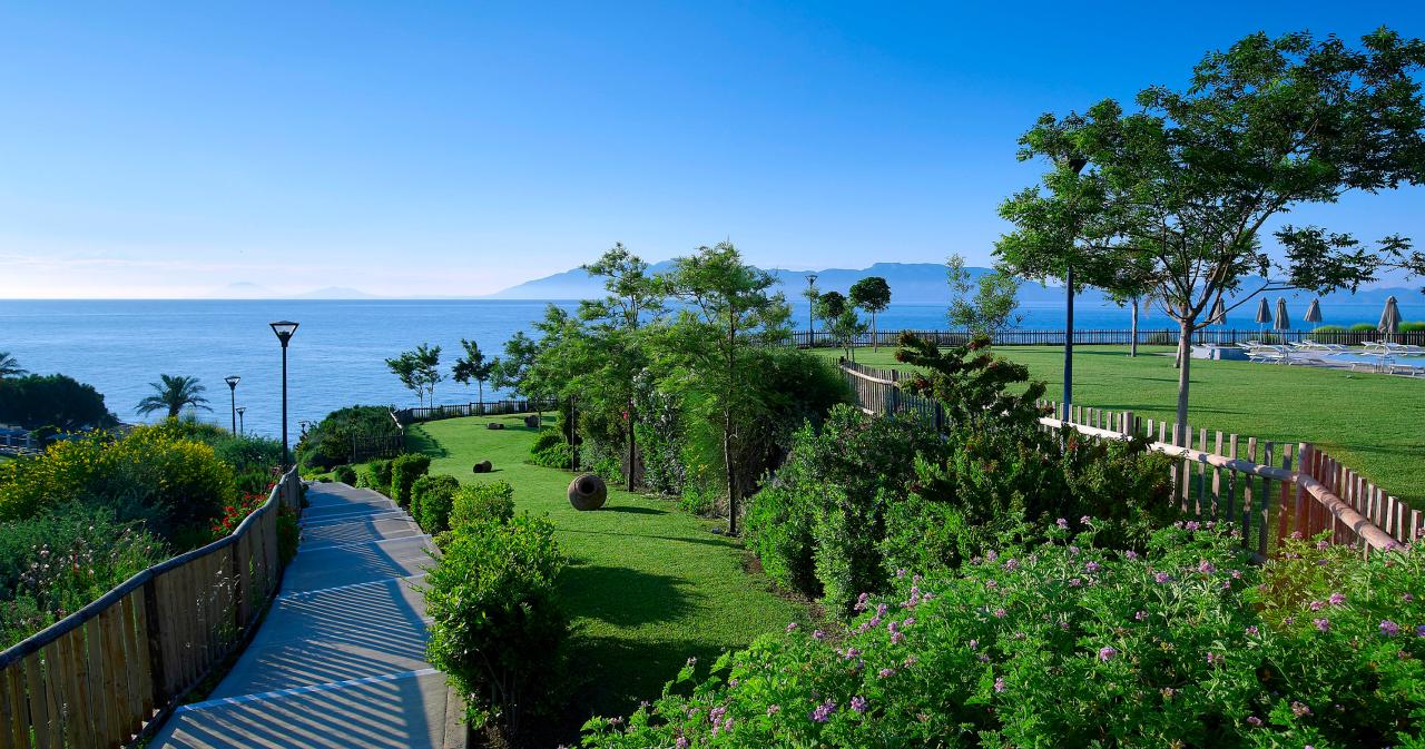 Michelangelo-Resort-Spa-GARDEN-02