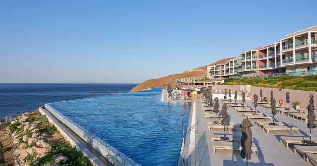 Michelangelo-Resort-Spa-HOTEL-VIEW-02