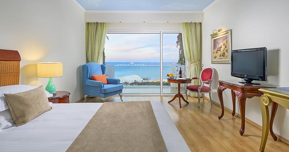 Atrium-Prestige-Thalasso-Spa-Resort-and-Villas-ROOM2