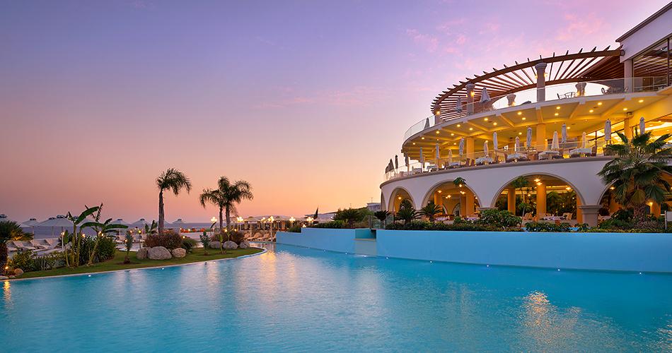 Atrium-Prestige-Thalasso-Spa-Resort-and-Villas-NIGHT-VIEW-2020