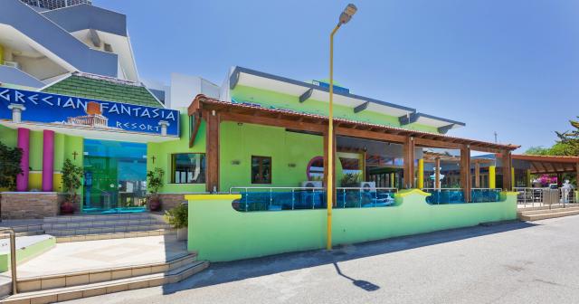 Grecian-Fantasia-Resort-ENTRANCE-2025