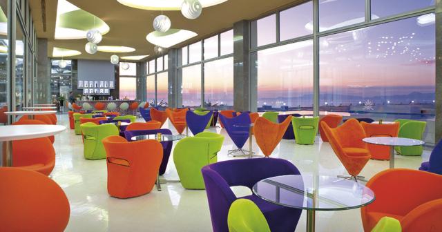 Atrium-Platinum-Luxury-Resort-Hotel-and-Spa-BAR