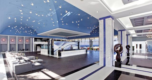 Atrium-Platinum-Luxury-Resort-Hotel-and-Spa-LOBBY-2020