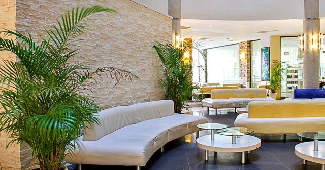Meridian-LOBBY-2020