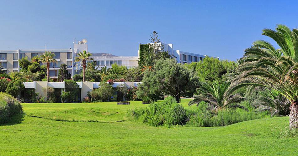 Caravia-Beach-and-Bungalows-GARDEN