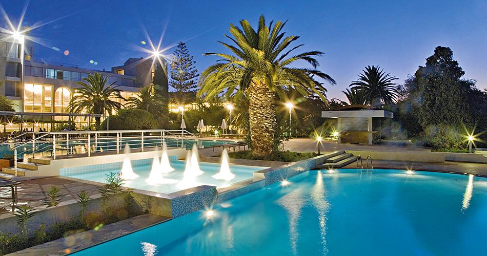 Caravia-Beach-and-Bungalows-POOL-2