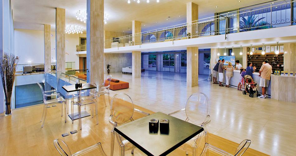 Caravia-Beach-and-Bungalows-RECEPTION
