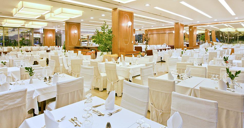 Caravia-Beach-and-Bungalows-RESTAURANT