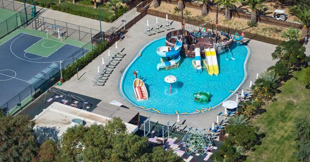 Caravia-Beach-OVERVIEW-01-2024