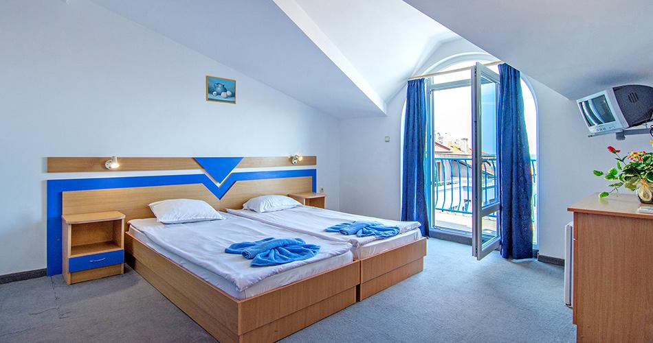 Elvira-ROOM-2020-01