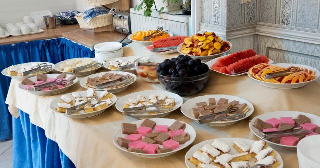 Elvira-BUFFET-2024-01
