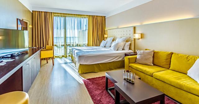 Barcelo-Royal-Beach-ROOM-2021