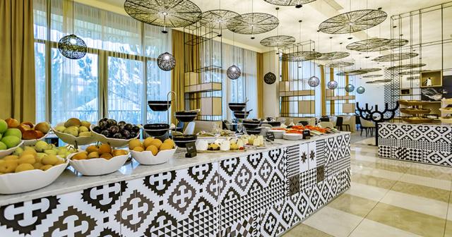 Barcelo-Royal-Beach-RESTAURANT-2021-02