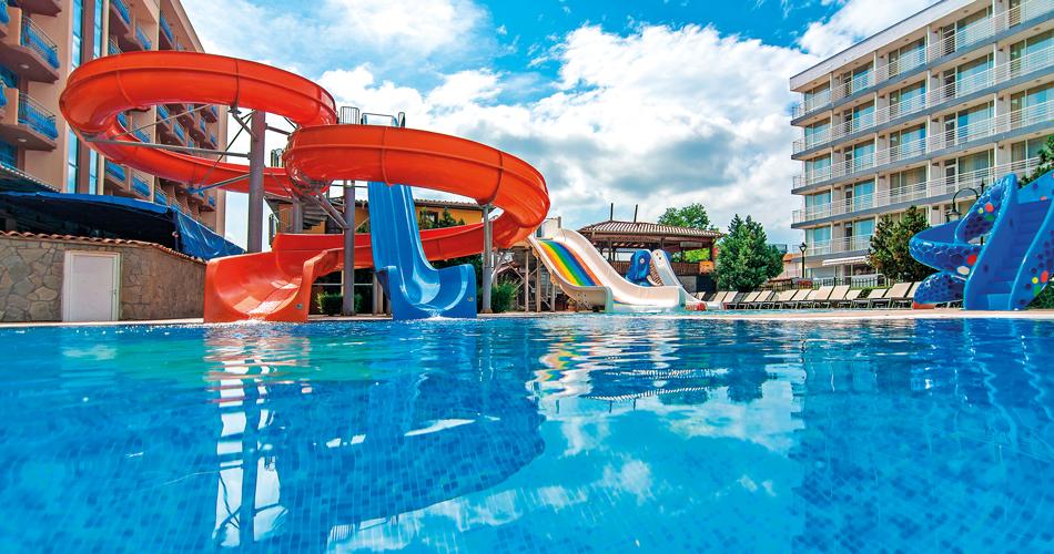 Tiara-Beach-POOL-2022