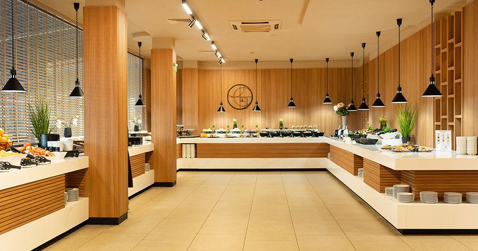 Tiara-Beach-RESTAURANT-2024-05