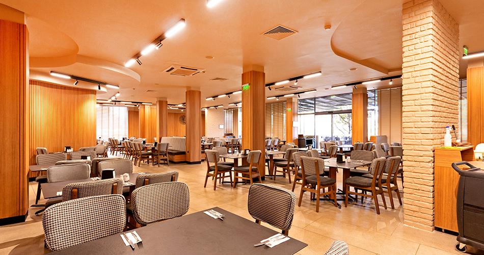 Tiara-Beach-RESTAURANT-2024-06