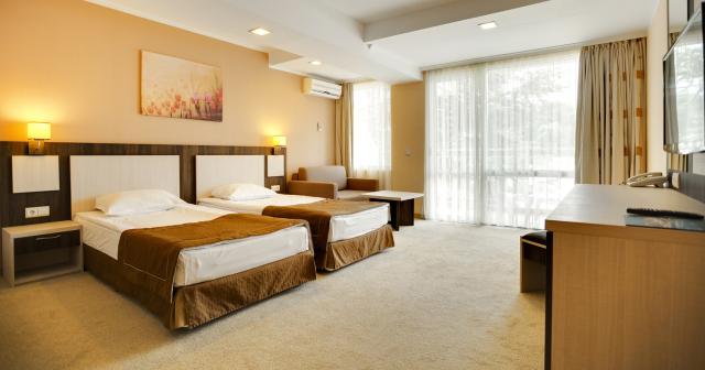 Dit-Evrika-Beach-Club-ROOM-POOL-VIEW-2025-02