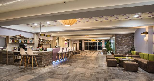 Imperial-Resort-LOBBY-2020-03