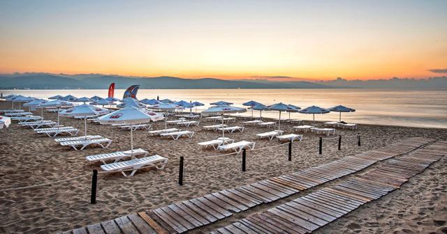 Imperial-Resort-BEACH