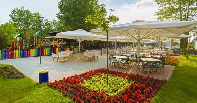 Imperial-Resort-FOOD-COURT-2020-01