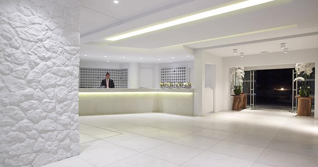 Dimitra-Beach-Hotel-and-Suites-RECEPTION-2020