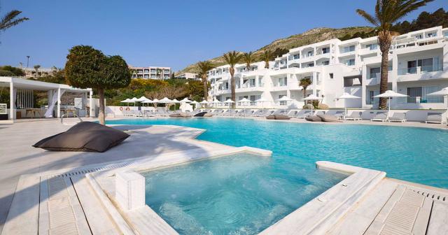 Dimitra-Beach-2025-JACUZZI