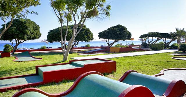 Sunshine-Rhodes-MINI-GOLF