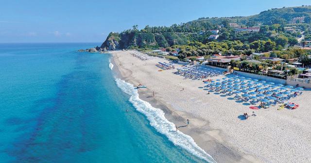 Scoglio-Del-Leone-BEACH2