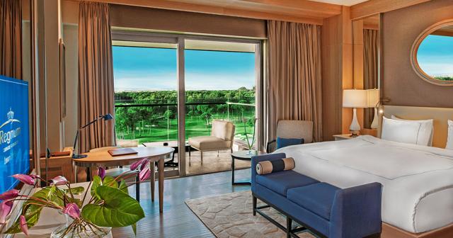 Regnum-Carya-Golf-and-Spa-Resort-LUXURY-ROOM-GOLF-VIEW-2021