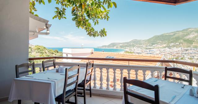Sunny-Hill-Alya-BALCONY-VIEW