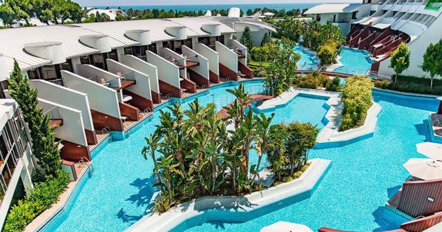 Cornelia-Diamond-Golf-Resort-Spa-POOL-01-2022