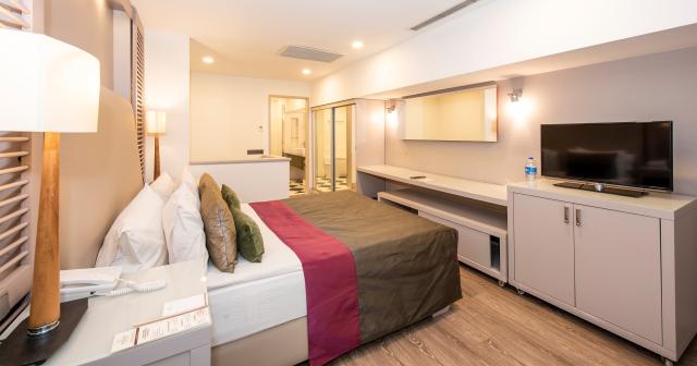 Side-Star-Elegance-2025-STANDARD-ROOM-01