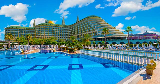 Delphin Imperial