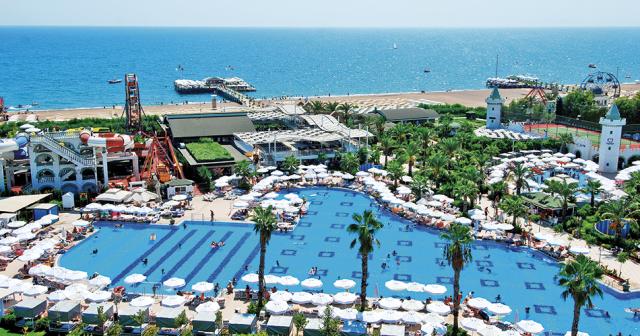 Delphin-Imperial-OVERVIEW