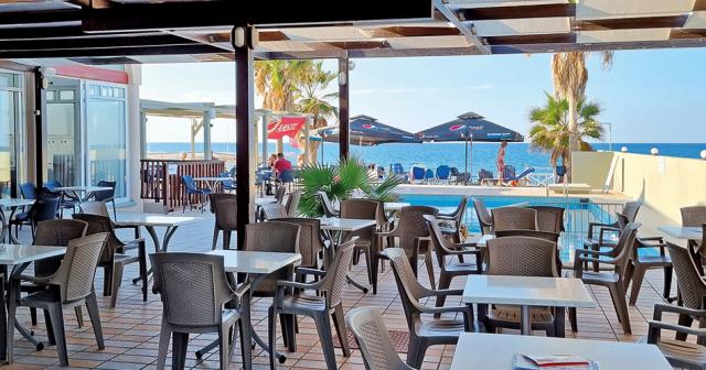 Jo-An-Beach-RESTAURANT-02