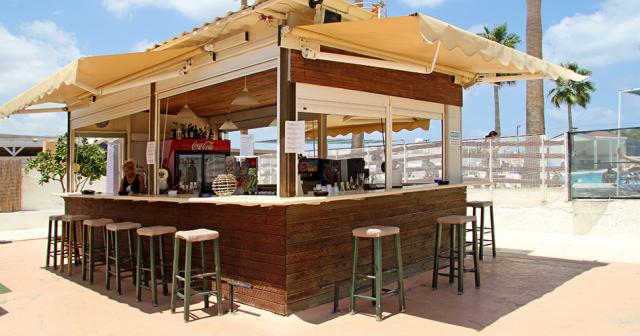 Triton-POOL-BAR_1