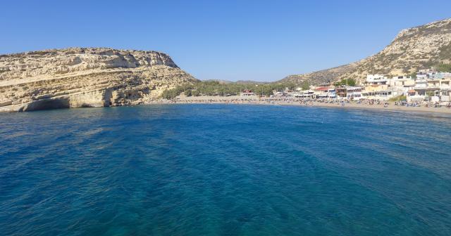 Matala-Bay-BEACH-2025-01