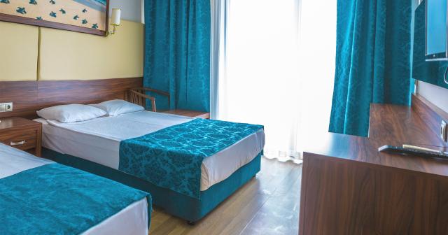 Caretta-Relax-Hotel-STANDART-ROOM-01