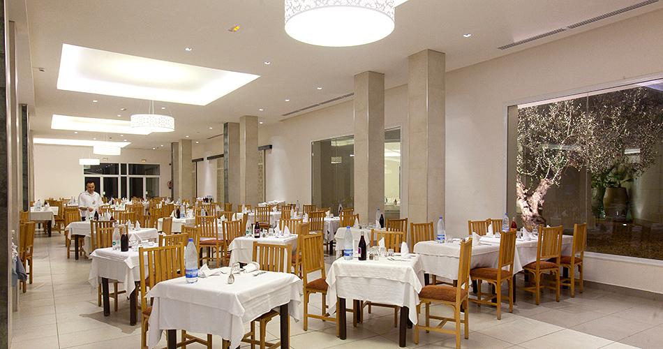 Seabel-Alhambra-Beach-Golf-and-Spa-RESTAURANT-3
