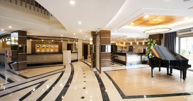 Side-Star-Park-LOBBY-2022-01